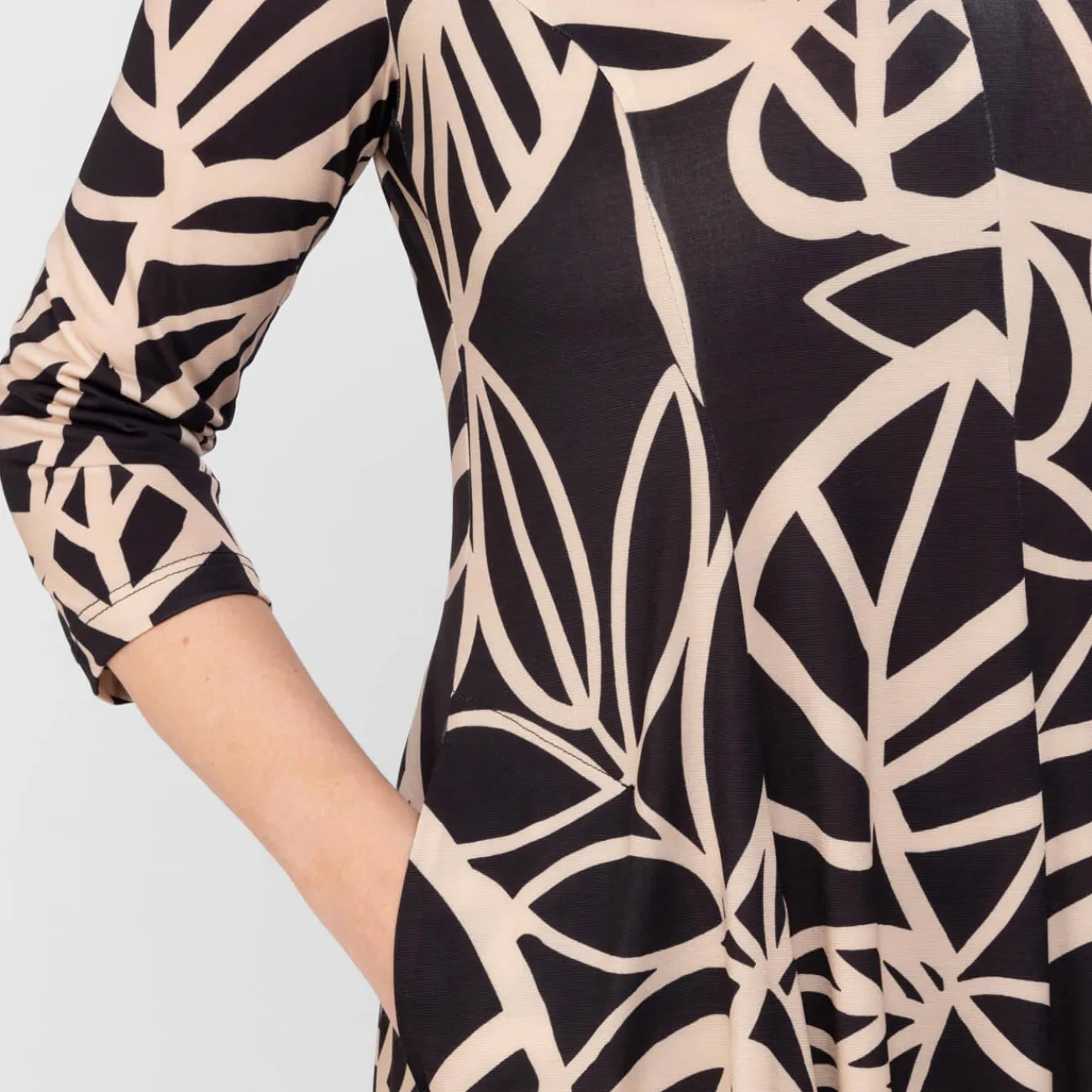 Clearance Alembika Abstract Leaf Print Dress Black