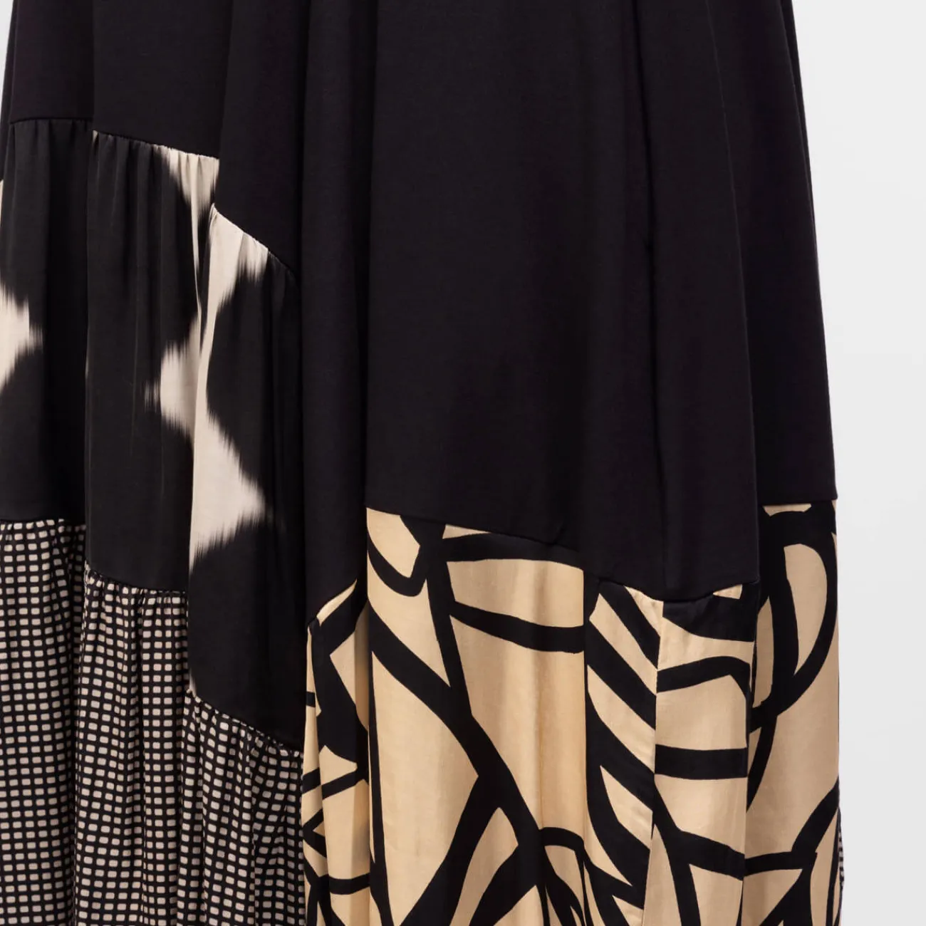 Best Alembika Abstract Print Dress Black