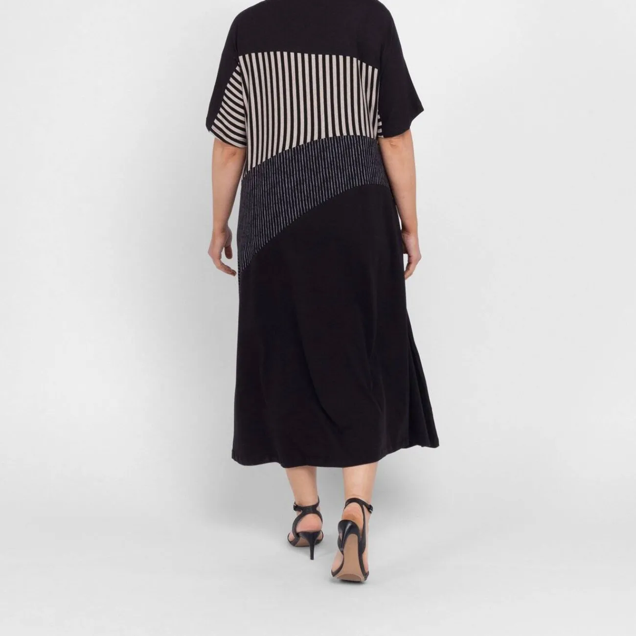 Discount Alembika Striped Jersey Dress Black