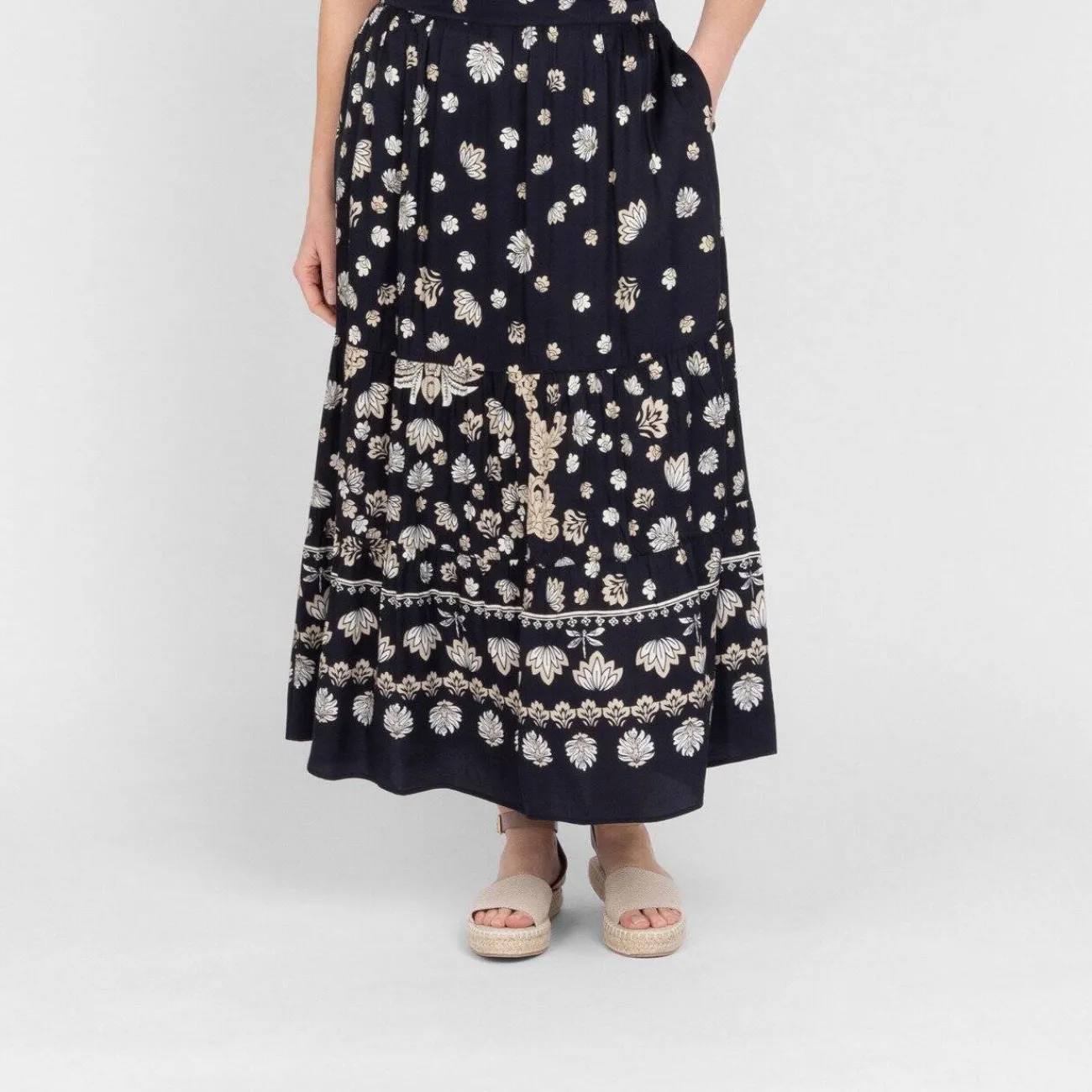 Best Elena Miro Tiered Floral Skirt Black