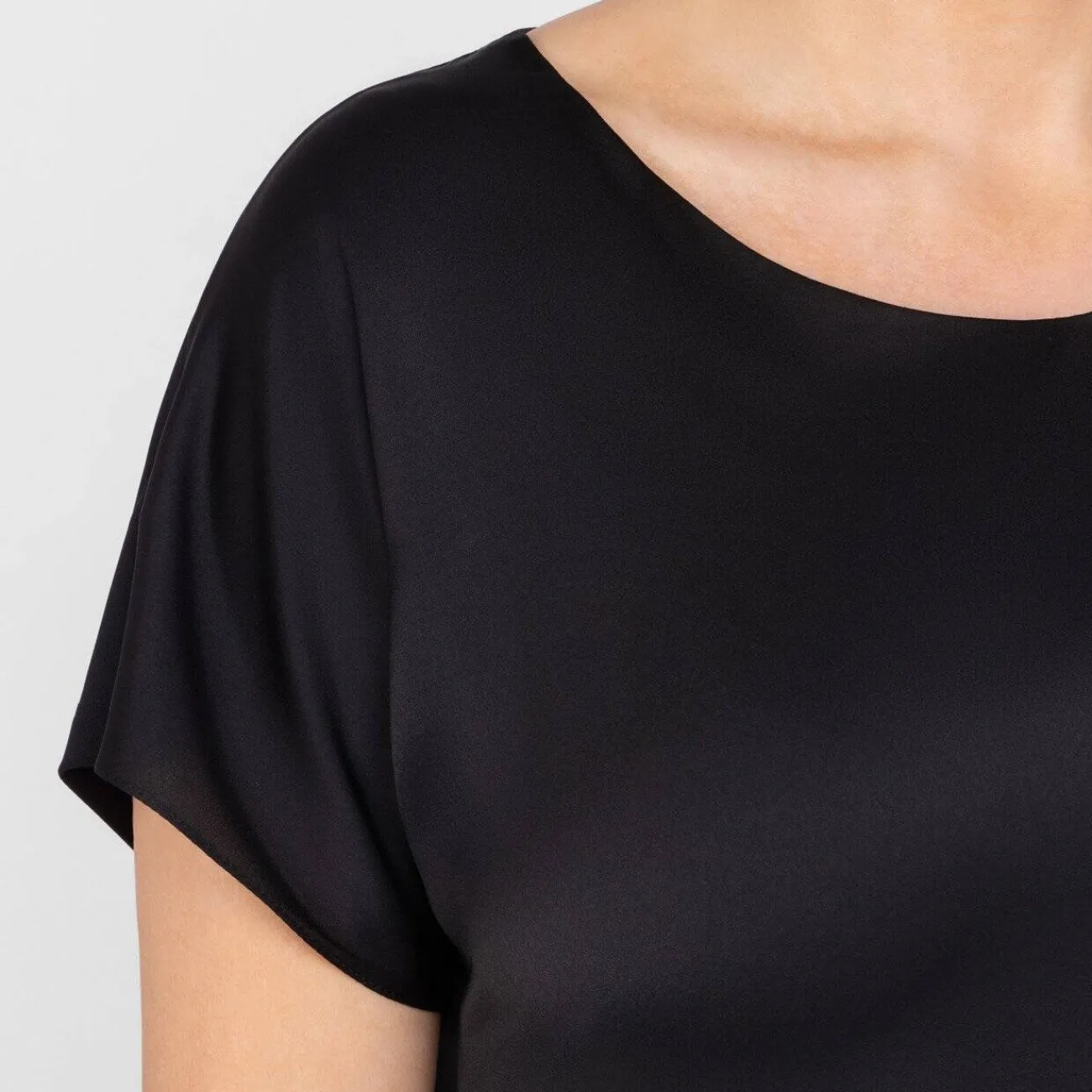 Online GAIA Life Satin Jersey Top Black