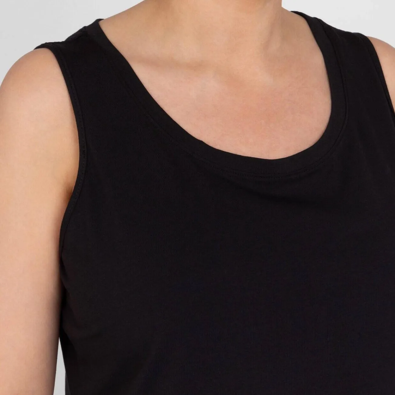 New Luisa Viola Vest Top Black