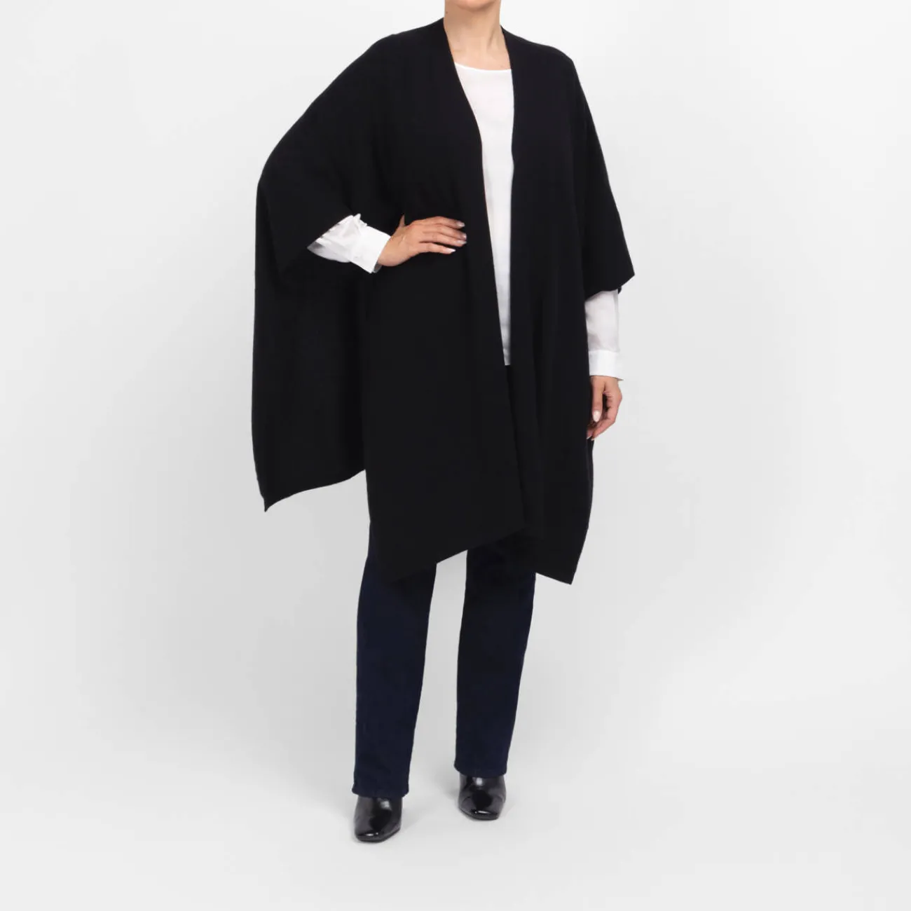 Outlet Sandra Portelli Cashmere Cape Black