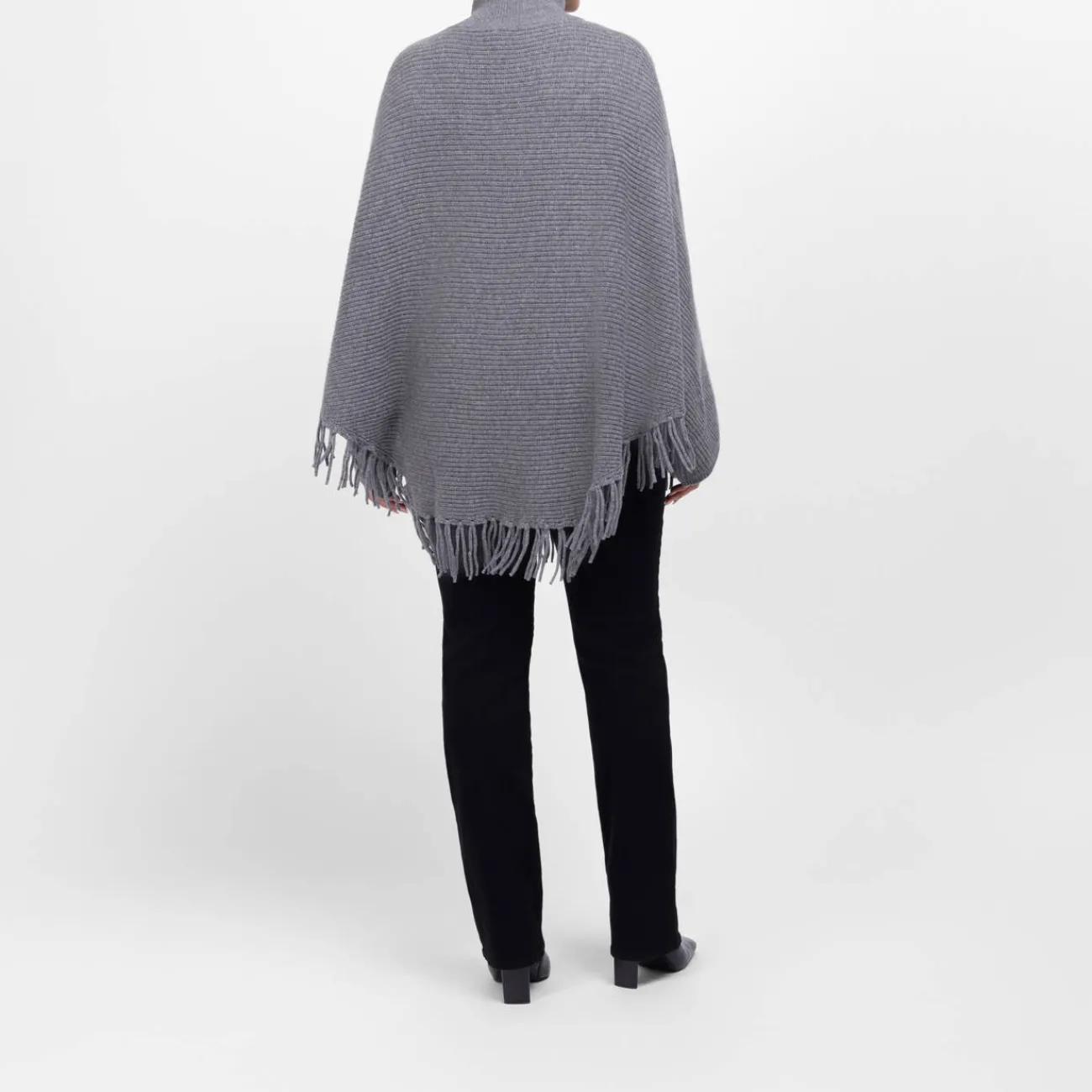 Fashion Sandra Portelli Cashmere Knitted Poncho With Sleeves Dark Grey