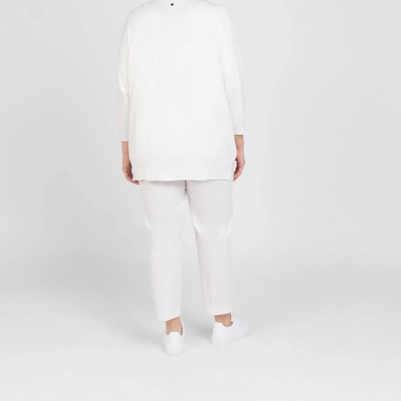 Discount Verpass Cardigan Off White