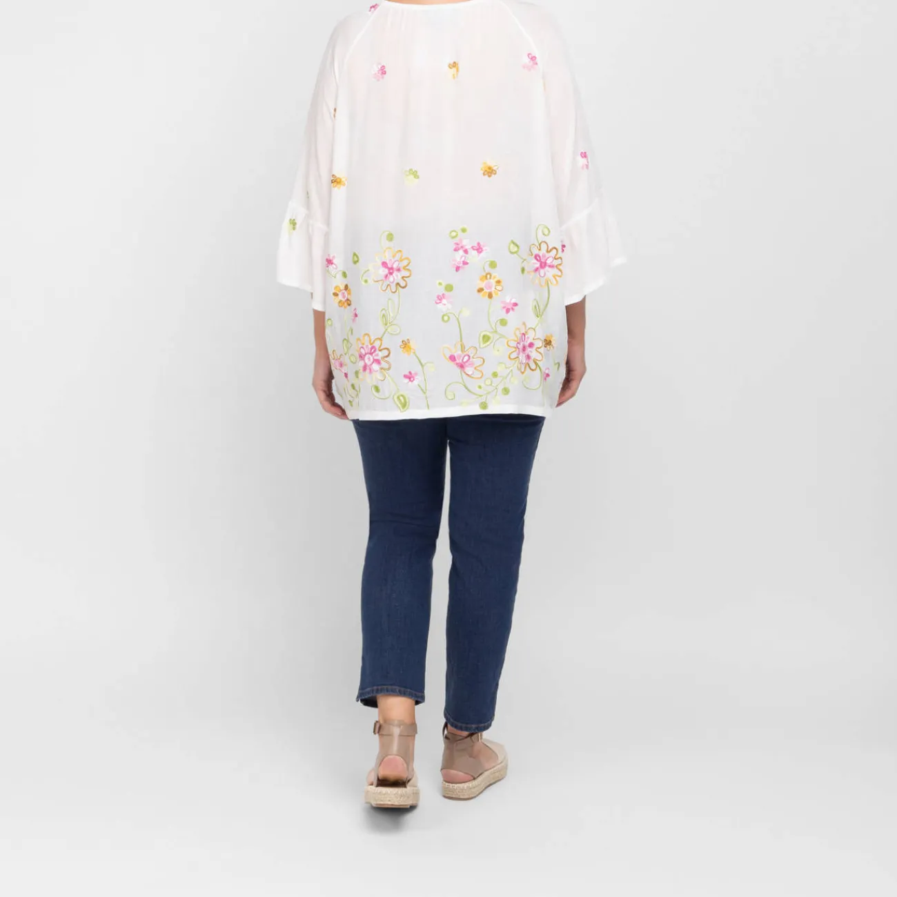 Outlet Verpass Floral Embroidered Tunic White