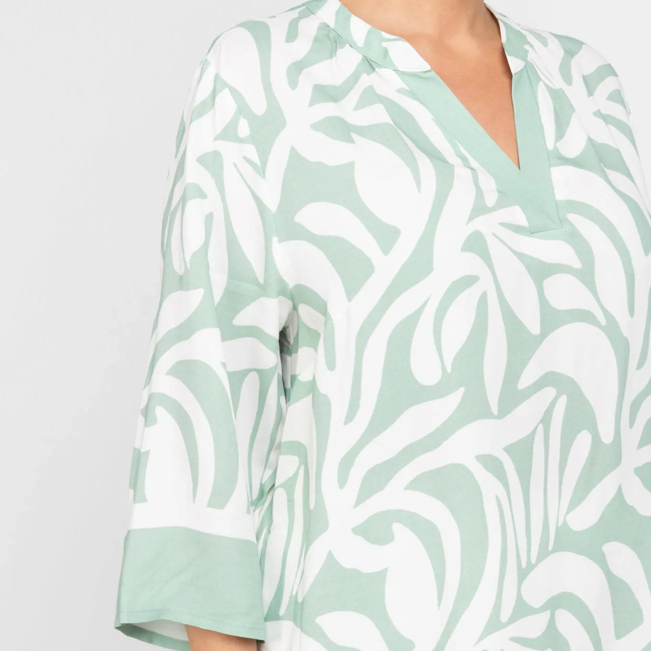 Clearance Verpass Tunic Leaf Print Green