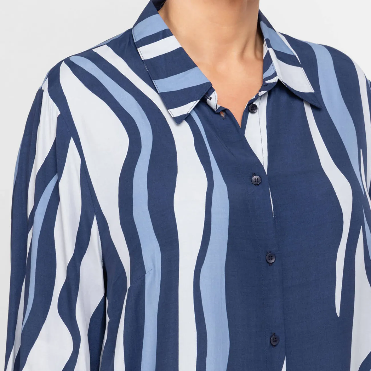 Fashion Verpass Wave Print Dress Blue